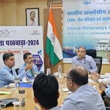 Chief Hydrographer to the Govt of India - Vice Admiral Lochan Singh Pathania - interacted with Chairman, IWAI Shri Vijay Kumar, IAS & discussed ways to enhance the efficiency of IWAI's hydrography wing.