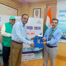 Chief Hydrographer to the Govt of India - Vice Admiral Lochan Singh Pathania - interacted with Chairman, IWAI Shri Vijay Kumar, IAS & discussed ways to enhance the efficiency of IWAI's hydrography wing.