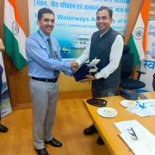 Chief Hydrographer to the Govt of India - Vice Admiral Lochan Singh Pathania - interacted with Chairman, IWAI Shri Vijay Kumar, IAS & discussed ways to enhance the efficiency of IWAI's hydrography wing.